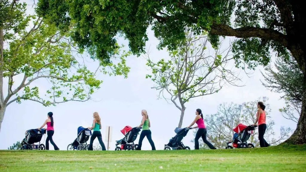 5 best strollers for travel in 2022