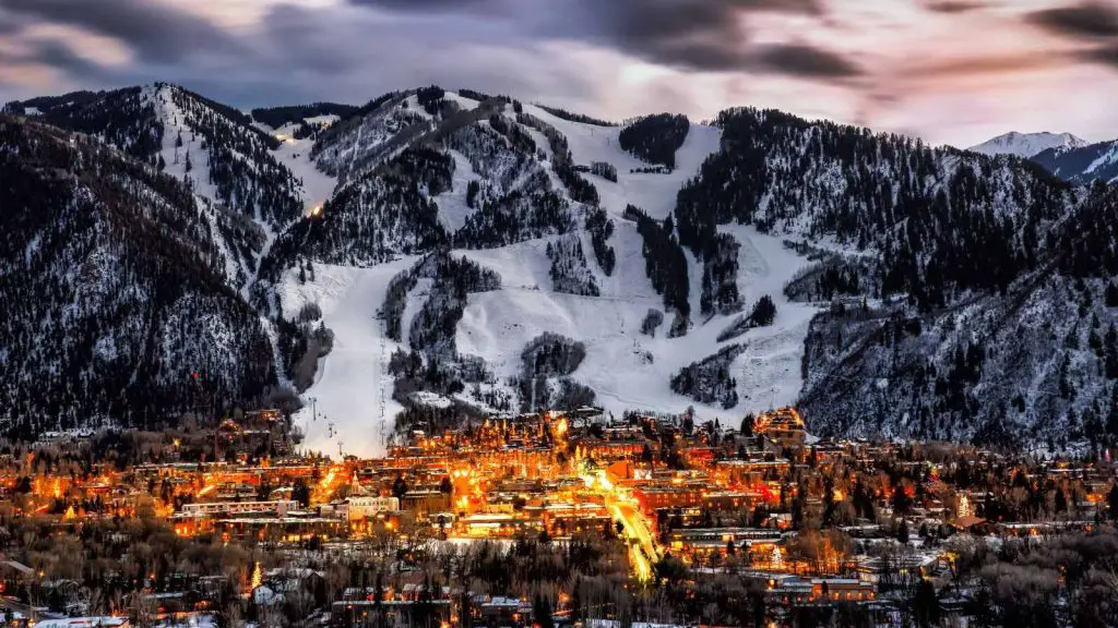 Aspen, Colorado one of the best Winter Vacation Spots in the USA