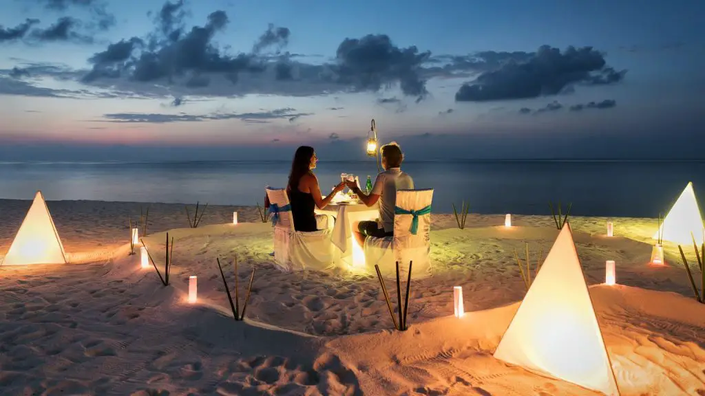 best beach romantic restaurants in Houston