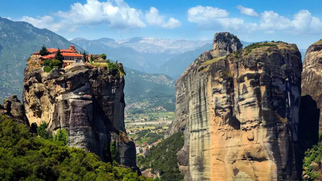 natural beauty of the Meteora in Greece Rocks 